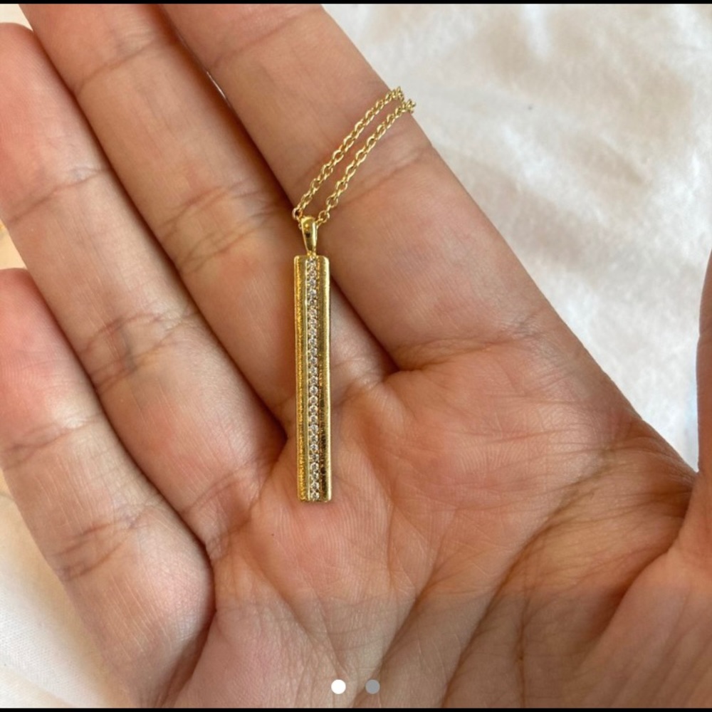 gorjana nia shimmer bar necklace